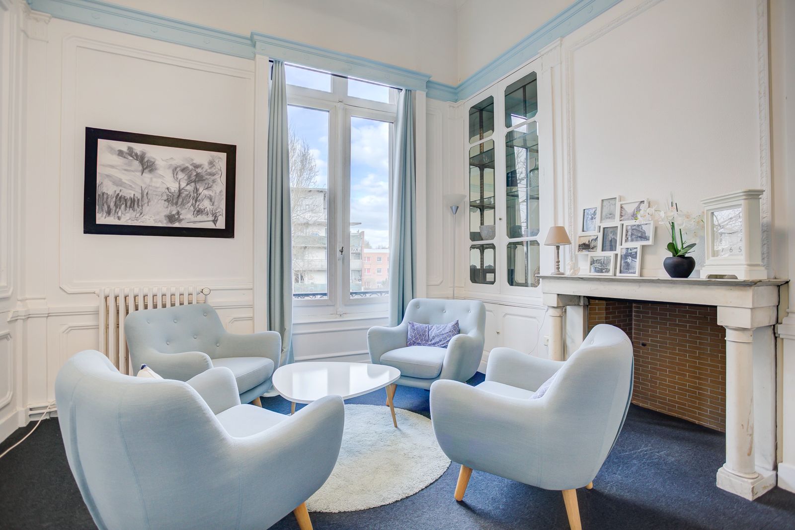 Le Petit Salon